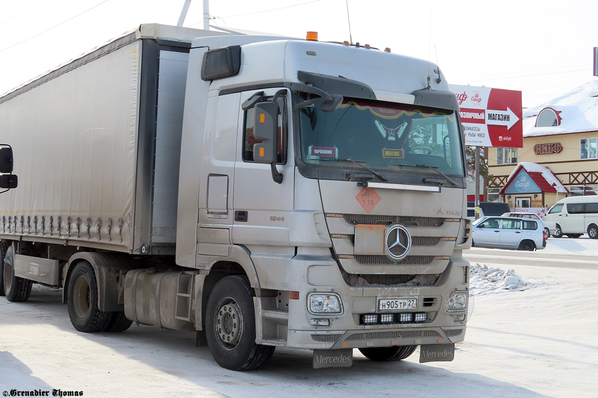 Хабаровский край, № Н 905 ТР 27 — Mercedes-Benz Actros ('2009)