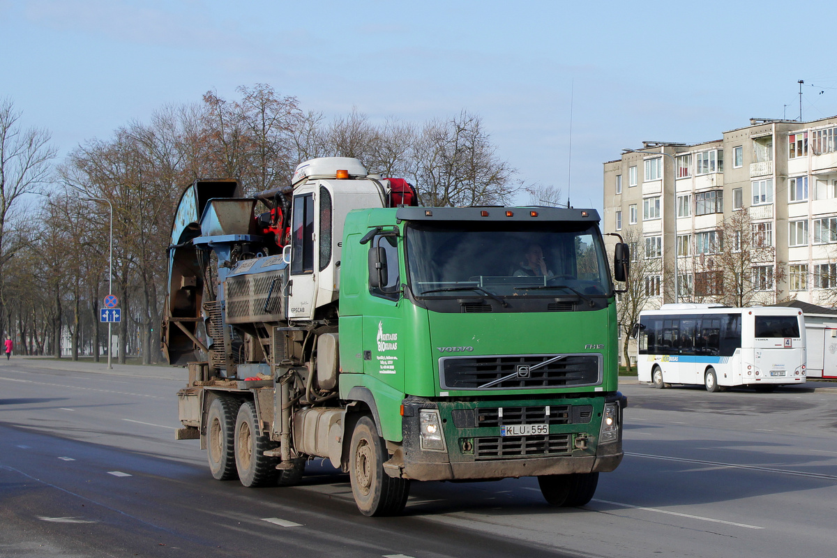 Литва, № KLU 555 — Volvo ('2002) FH12.420