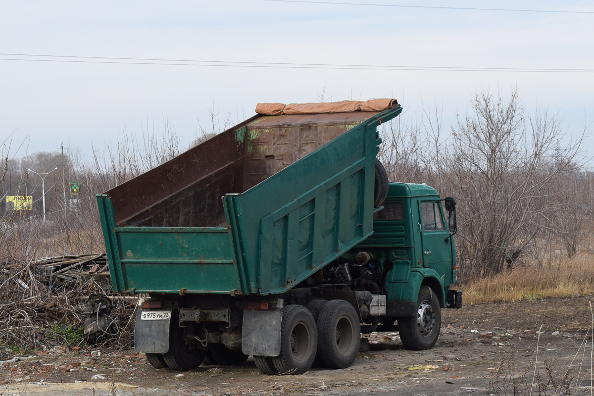 Алтайский край, № В 975 УМ 22 — КамАЗ-65115-02 [65115C]