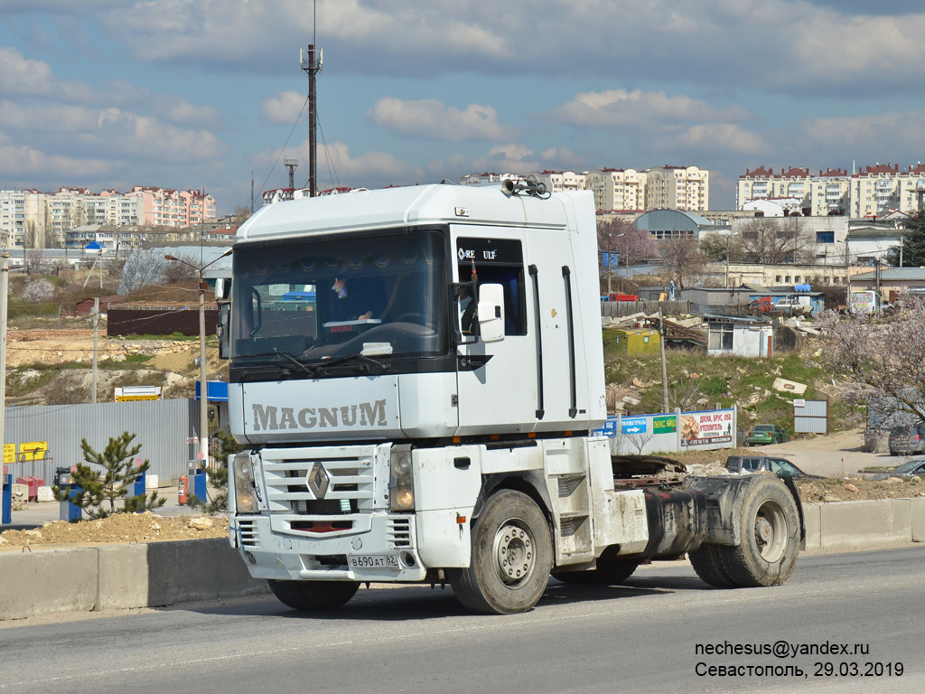 Крым, № В 690 АТ 82 — Renault Magnum Integral ('1997)