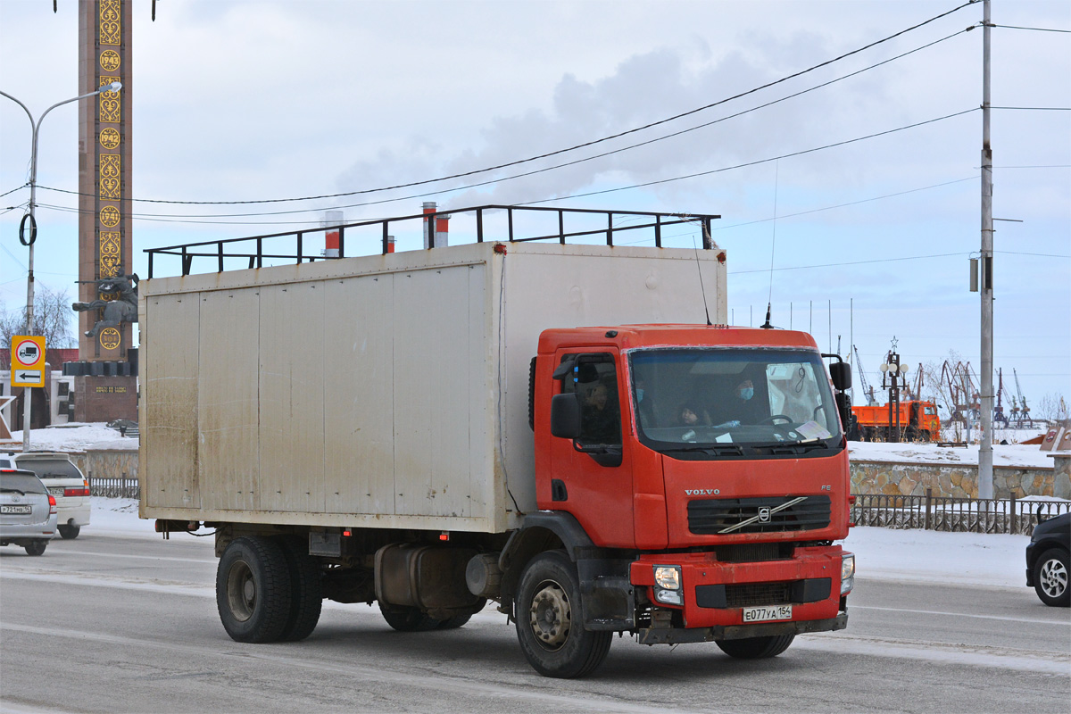 Новосибирская область, № Е 077 УА 154 — Volvo ('2006) FE