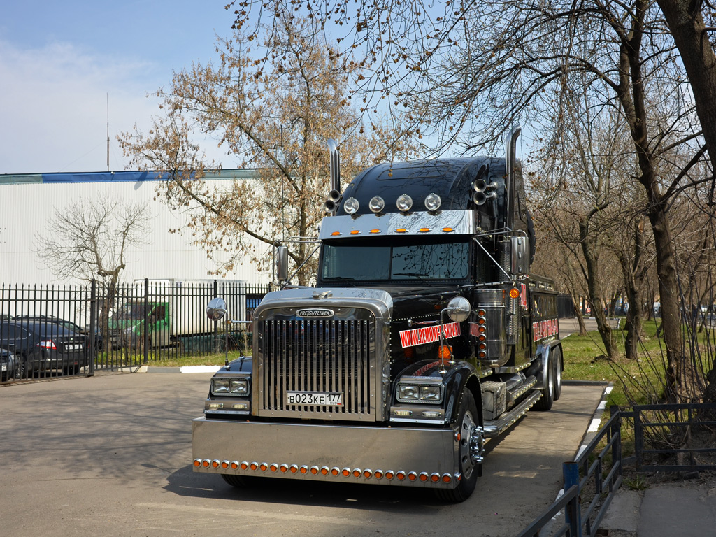 Москва, № В 023 КЕ 177 — Freightliner FLD 132 Classic XL