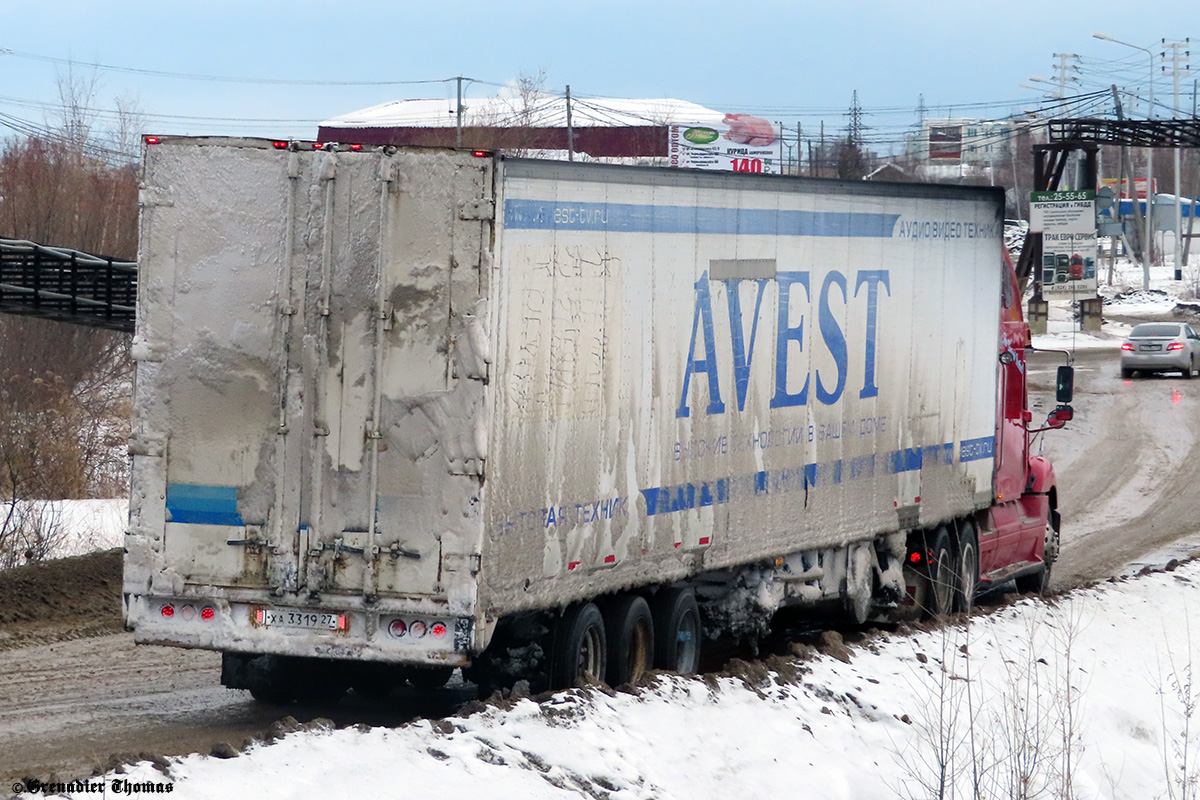 Хабаровский край, № Р 901 АО 27 — Freightliner Columbia