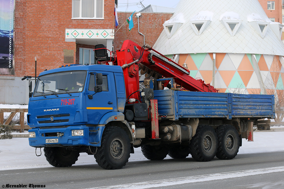 Саха (Якутия), № Е 854 РВ 35 — КамАЗ-43118-46