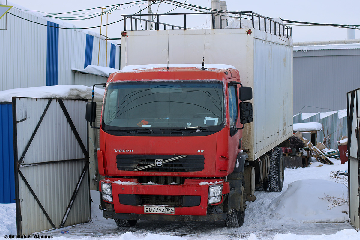 Новосибирская область, № Е 077 УА 154 — Volvo ('2006) FE