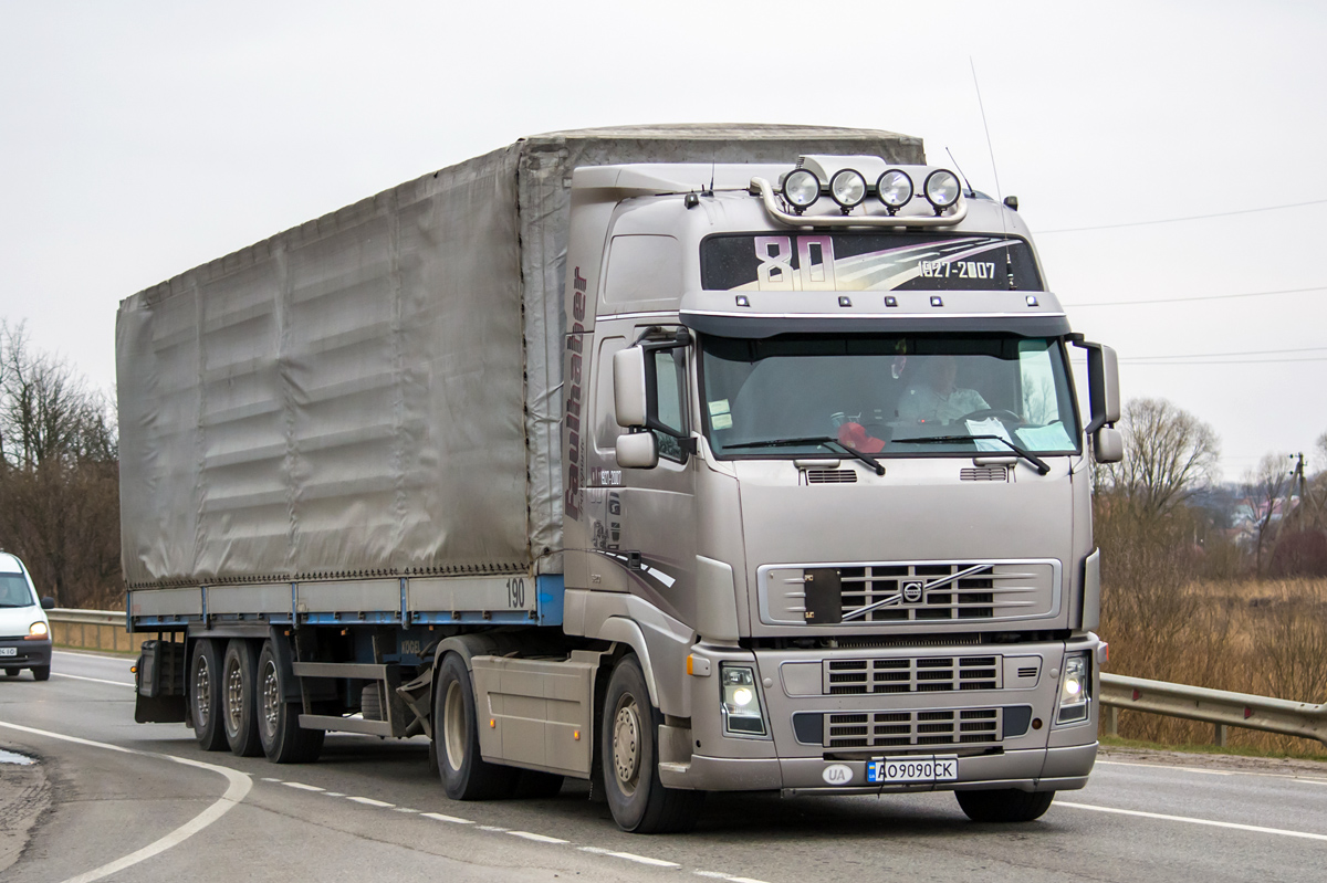 Закарпатская область, № АО 9090 СК — Volvo ('2002) FH12.520; Volvo ('2002) FH "80 Years Edition" (Львовская область)