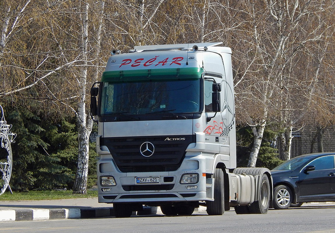 Молдавия, № ZXV 621 — Mercedes-Benz Actros ('2003) 1844