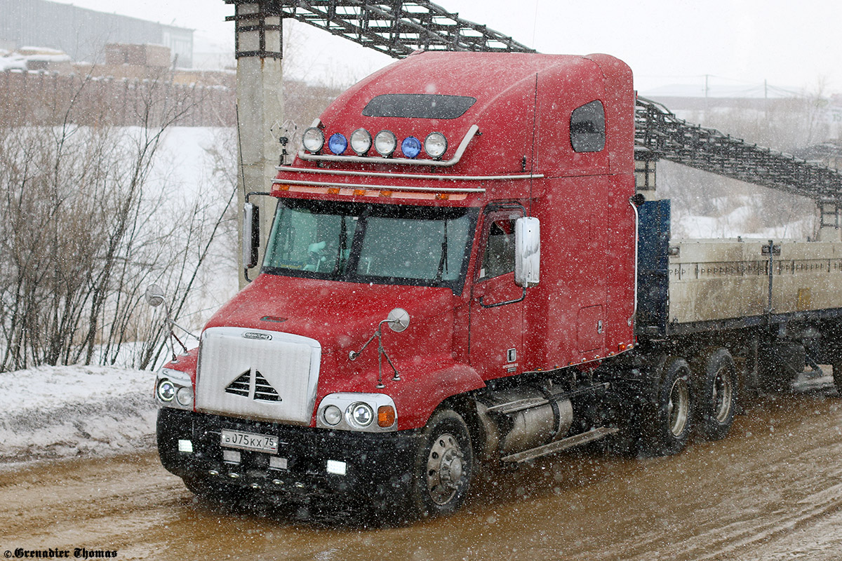 Саха (Якутия), № В 075 КХ 75 — Freightliner Century Class