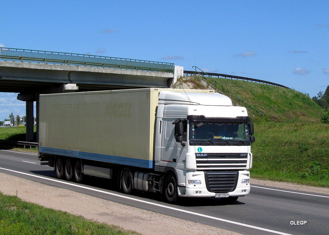 Минск, № АМ 2933-7 — DAF XF105 FT