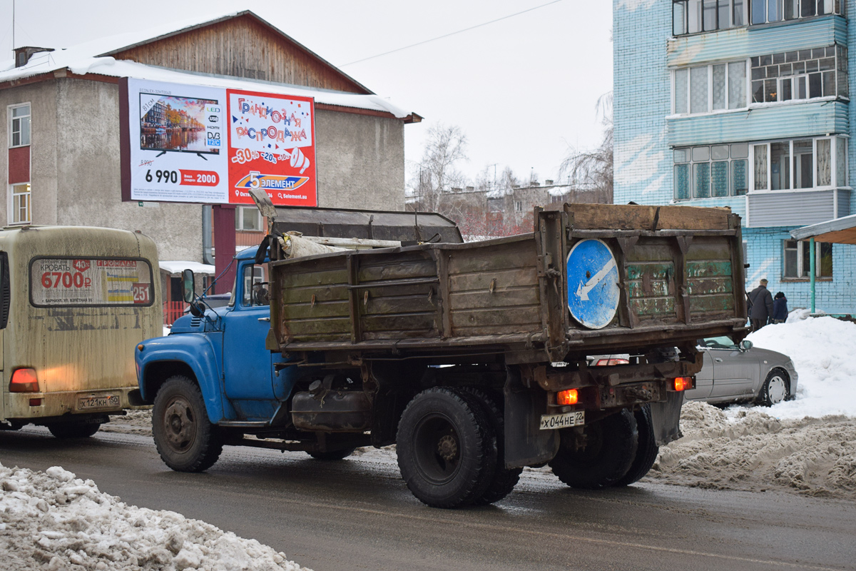 Алтайский край, № Х 044 НЕ 22 — ЗИЛ-495710