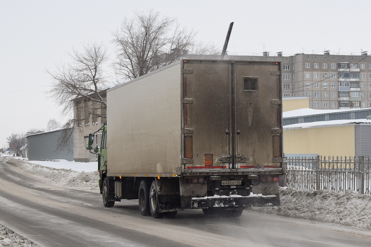 Алтайский край, № Х 452 ХТ 22 — Mitsubishi Fuso Fighter