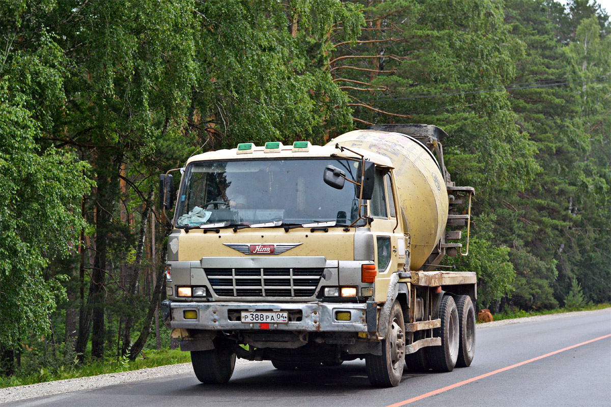 Алтай, № Р 388 РА 04 — Hino 700