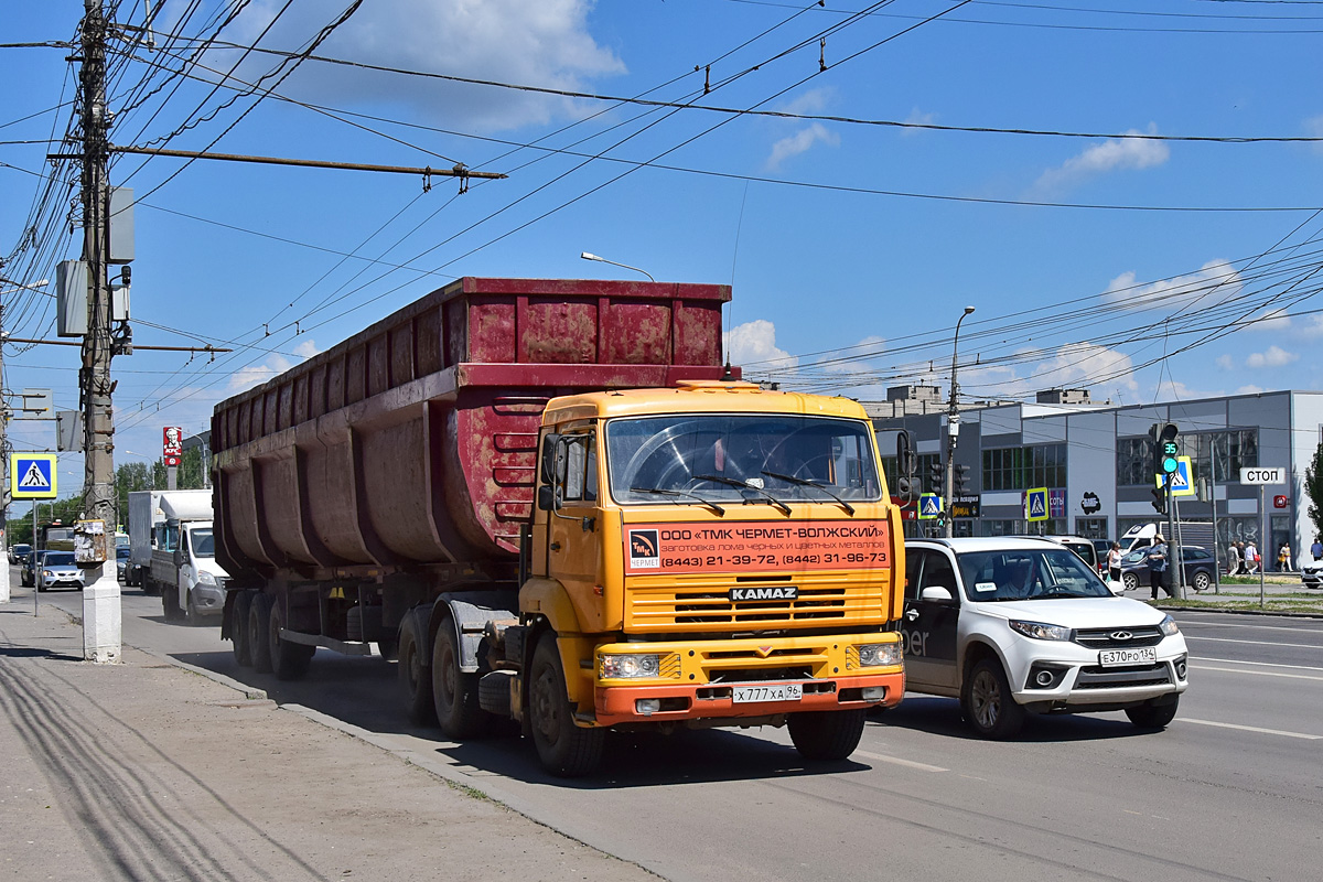 Волгоградская область, № Х 777 ХА 96 — КамАЗ-6460-63