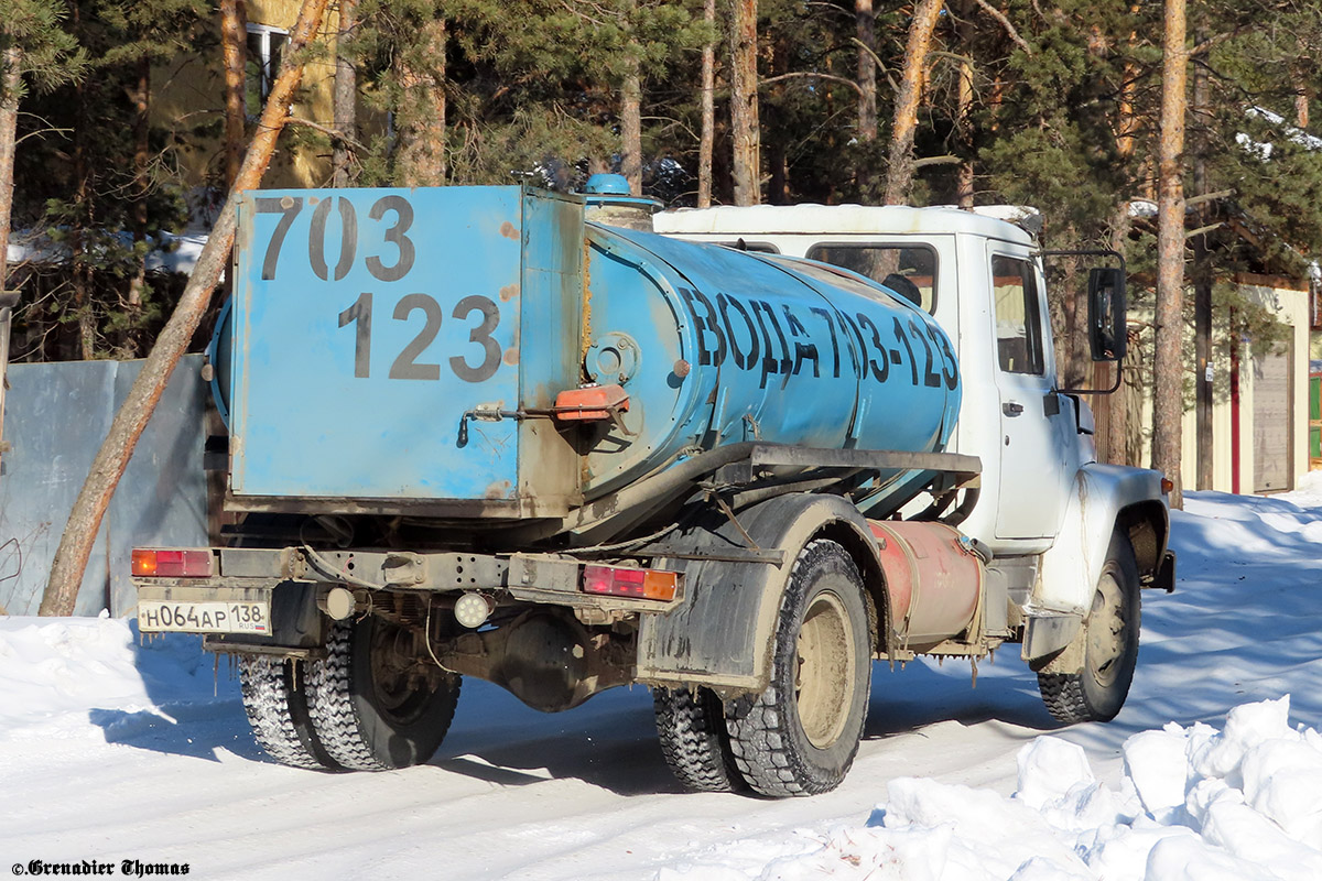 Саха (Якутия), № Н 064 АР 138 — ГАЗ-3307