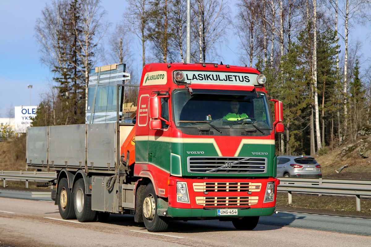 Финляндия, № UNG-454 — Volvo ('2002) FH12.480