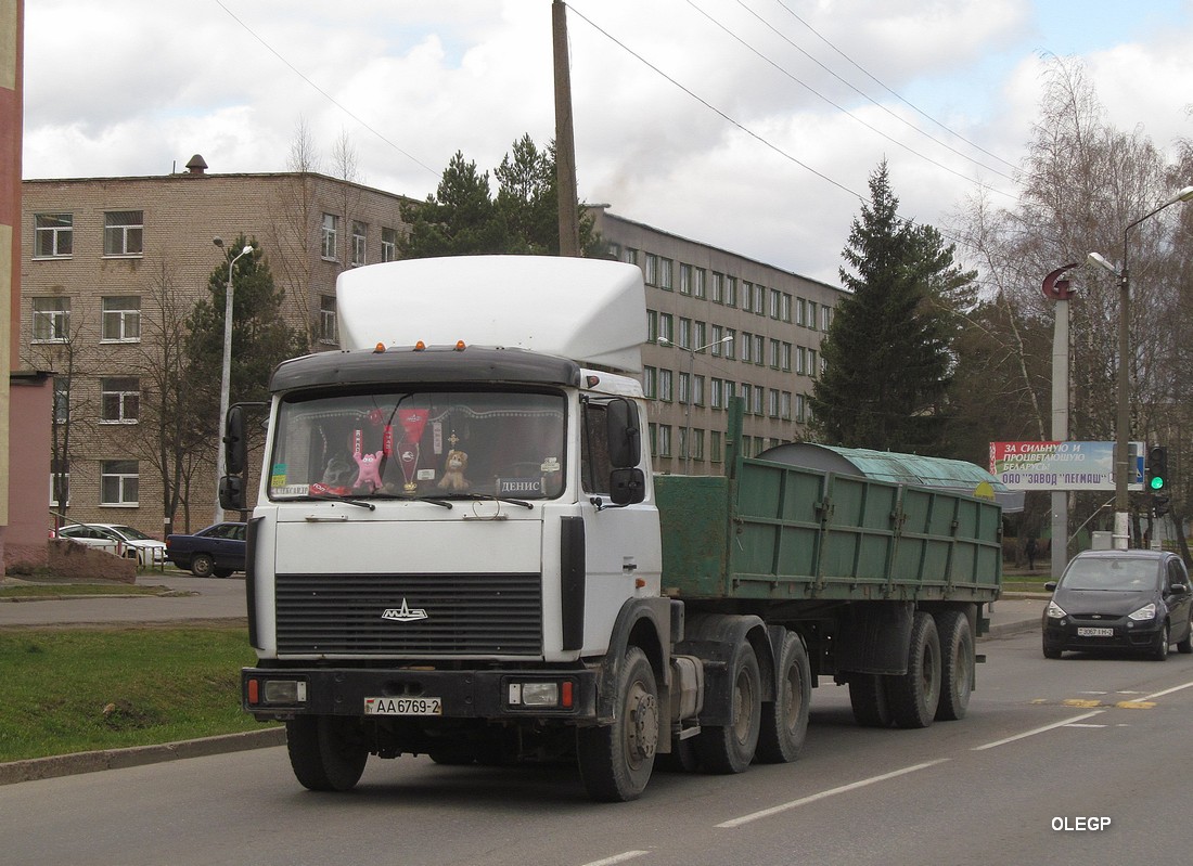 Витебская область, № АА 6769-2 — МАЗ-6422 (общая модель)