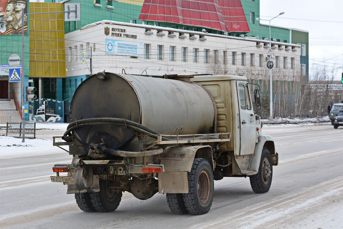 Саха (Якутия), № К 025 АХ 14 — ЗИЛ-433362