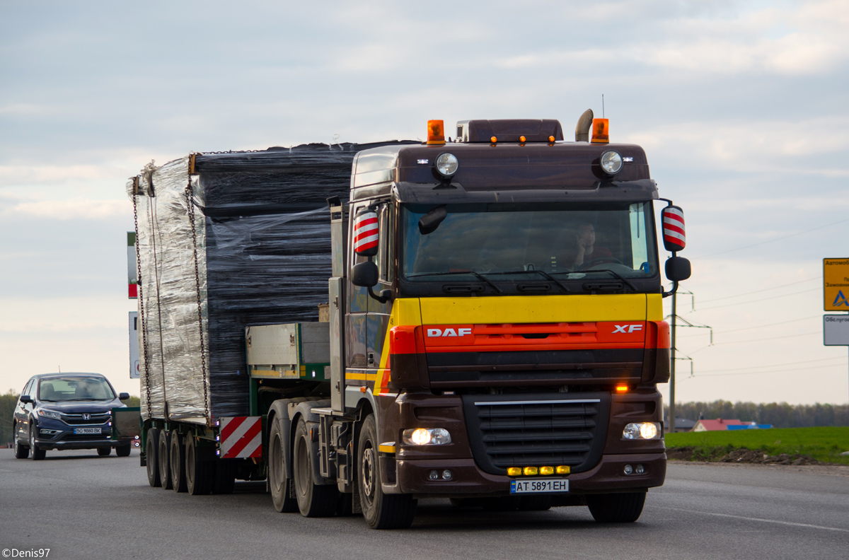 Ивано-Франковская область, № АТ 5891 ЕН — DAF XF105 FTT