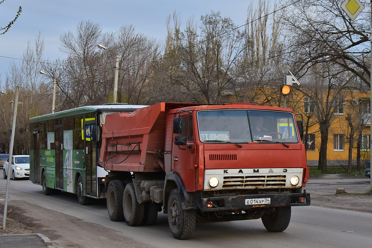 Волгоградская область, № Е 014 ХР 34 — КамАЗ-55111 [551110]