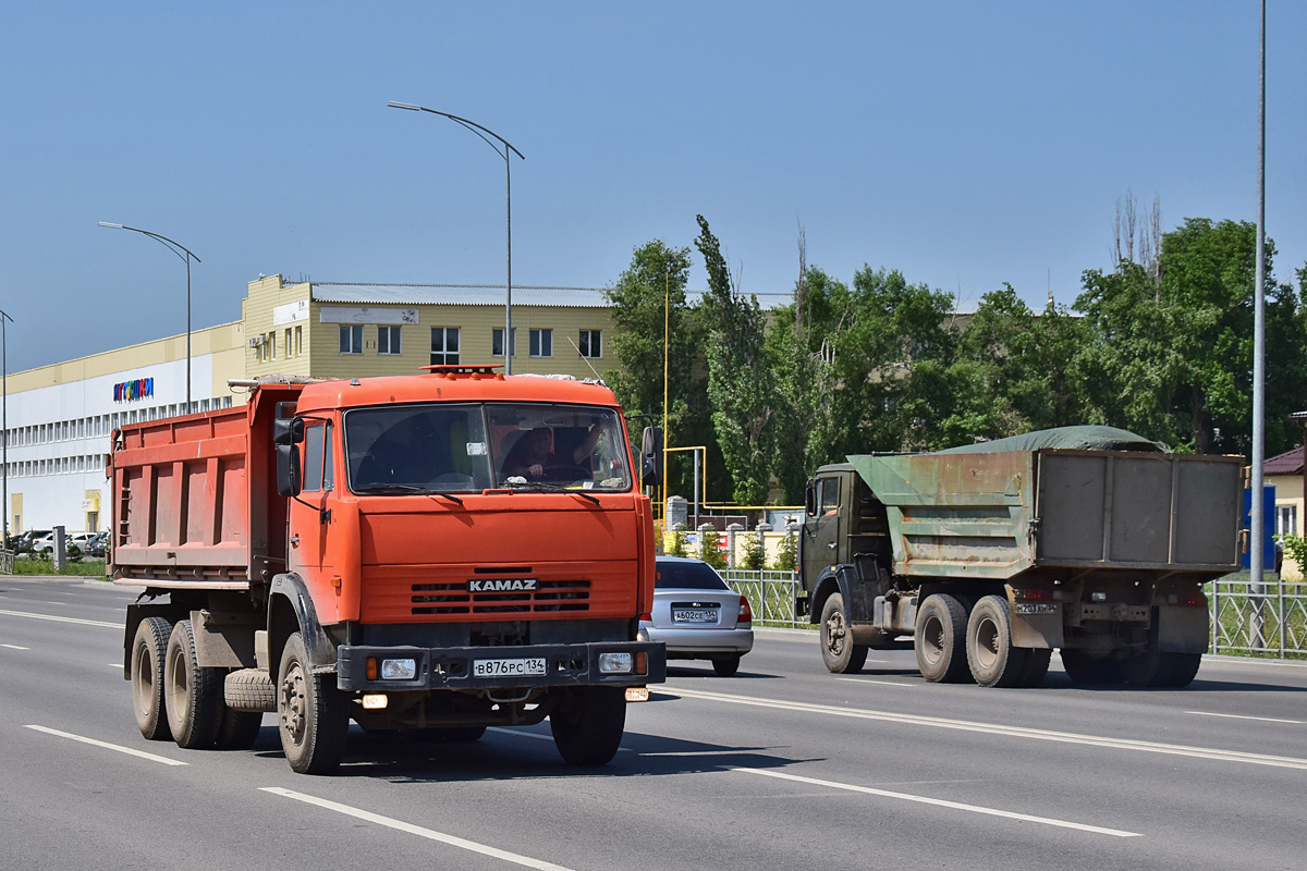 Волгоградская область, № В 876 РС 134 — КамАЗ-53229-15 [53229R]; Волгоградская область, № М 203 АН 34 — КамАЗ-55111 [551110]