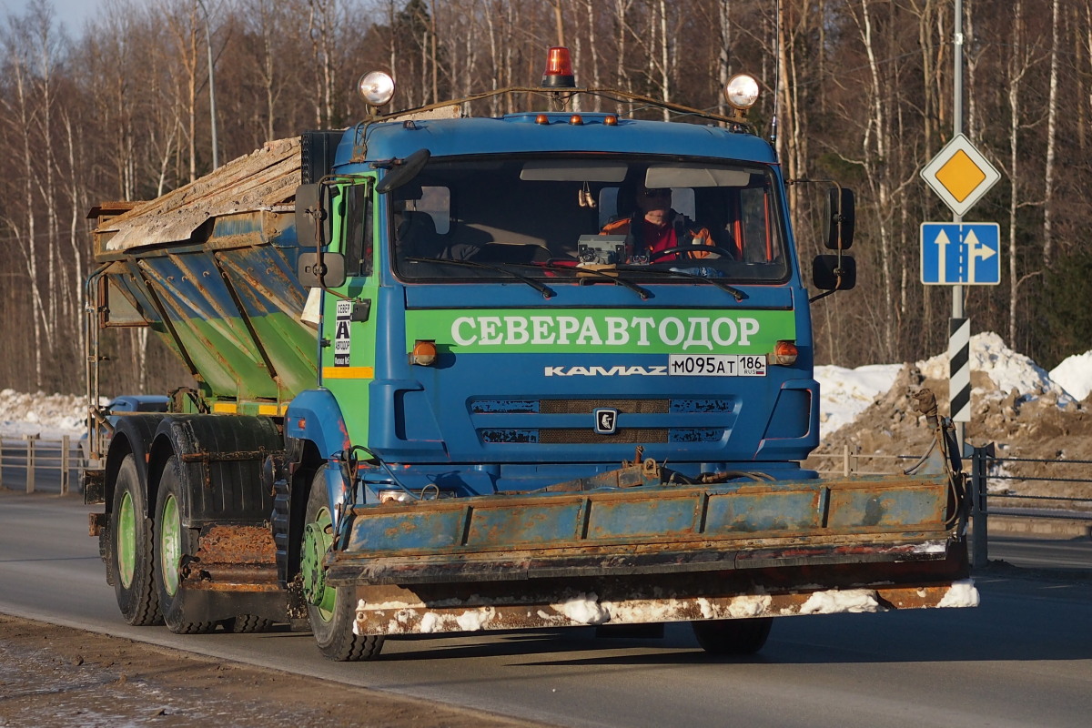 Ханты-Мансийский автоном.округ, № М 095 АТ 186 — КамАЗ-65115 (общая модель)