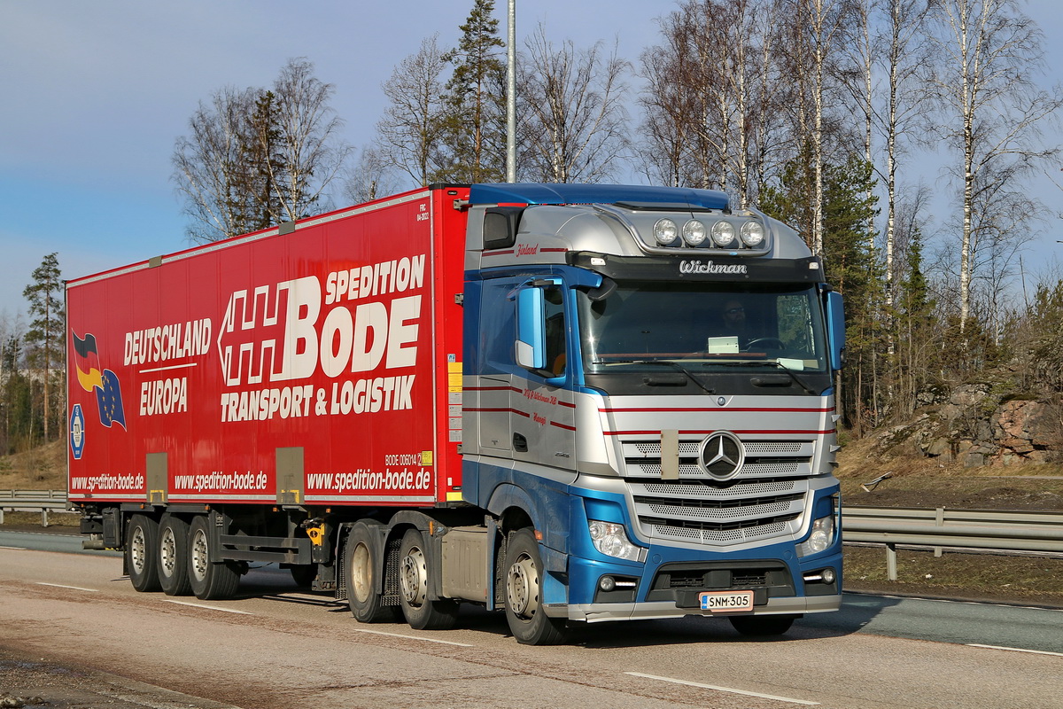 Финляндия, № SNM-305 — Mercedes-Benz Actros ('2011) 2545