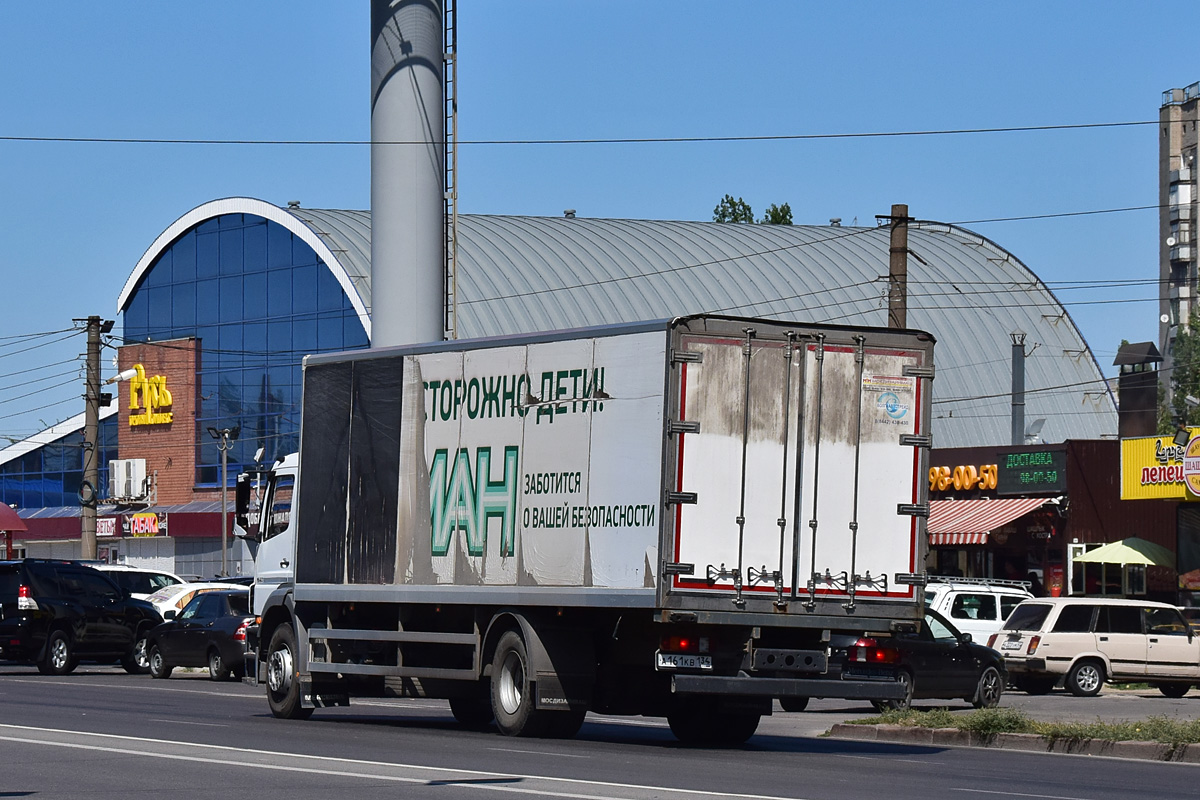 Волгоградская область, № А 161 КВ 134 — Mercedes-Benz Axor 1823