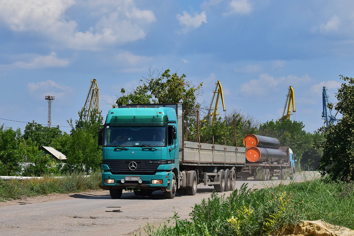 Волгоградская область, № С 286 РА 34 — Mercedes-Benz Actros ('1997) 1835