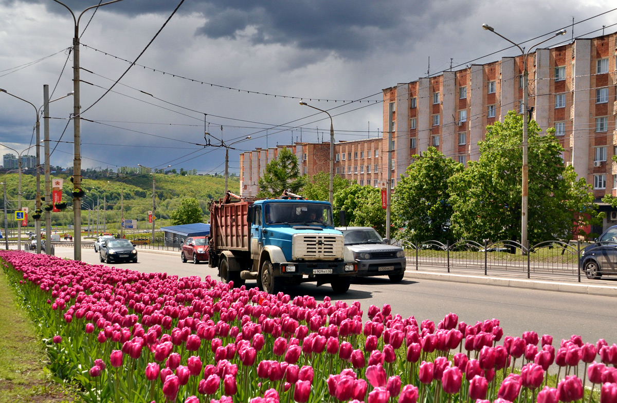 Калужская область, № Е 909 НТ 40 — ЗИЛ-433362