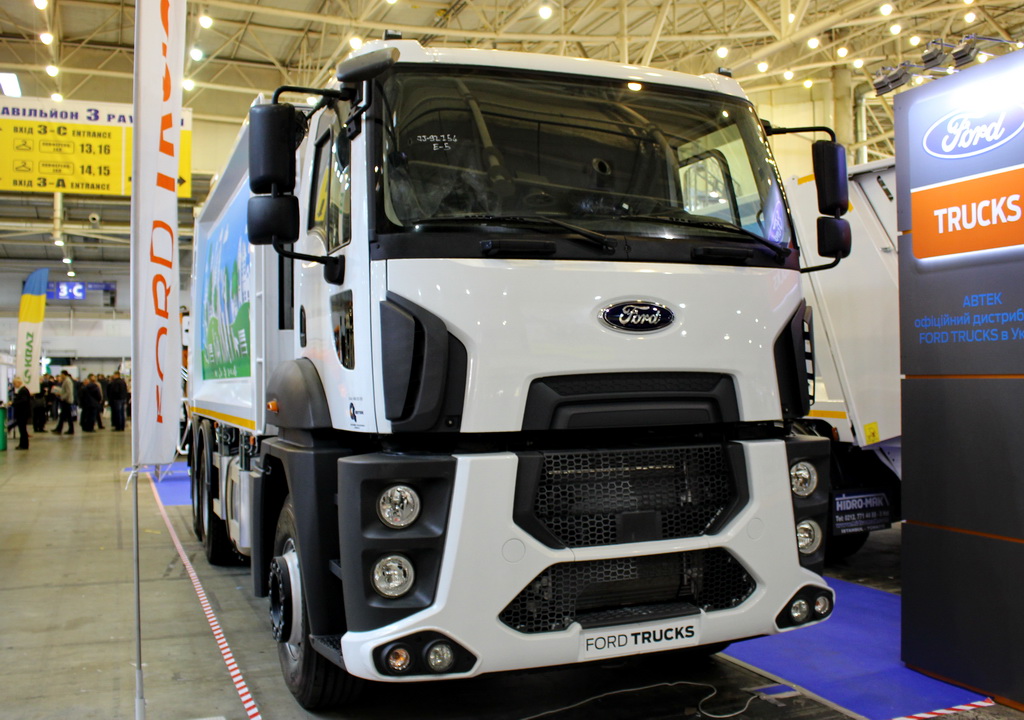 Киев, № (UA11) Б/Н 0044 — Ford Cargo ('2012) 2533; Киев — Международная специализированная выставка «КоммунТех‑2018"