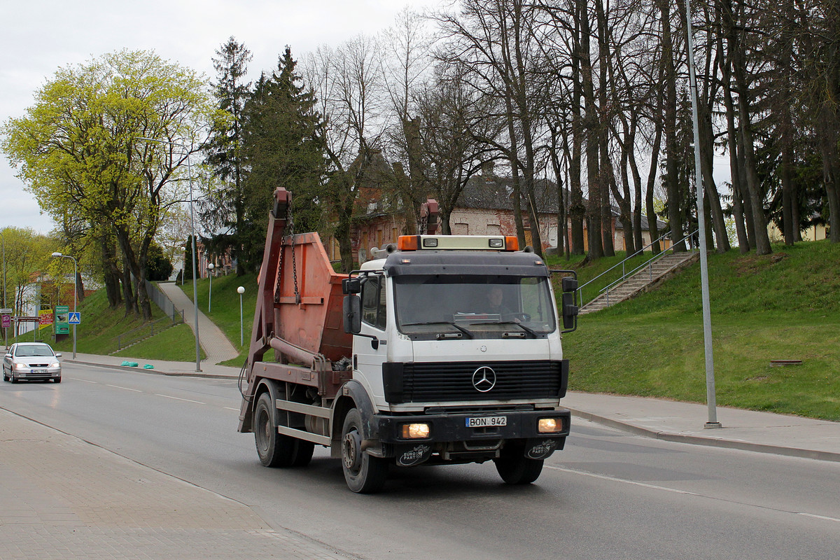 Литва, № BON 942 — Mercedes-Benz SK 1827