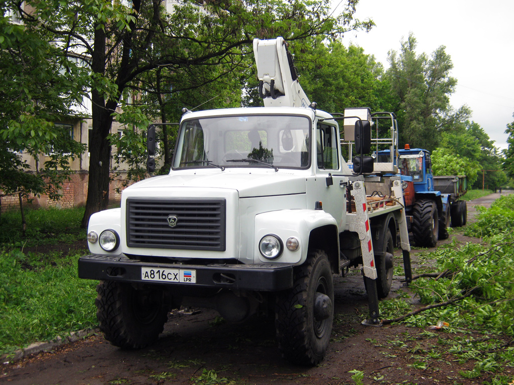 Луганская область, № А 816 СХ — ГАЗ-33088 «Садко»