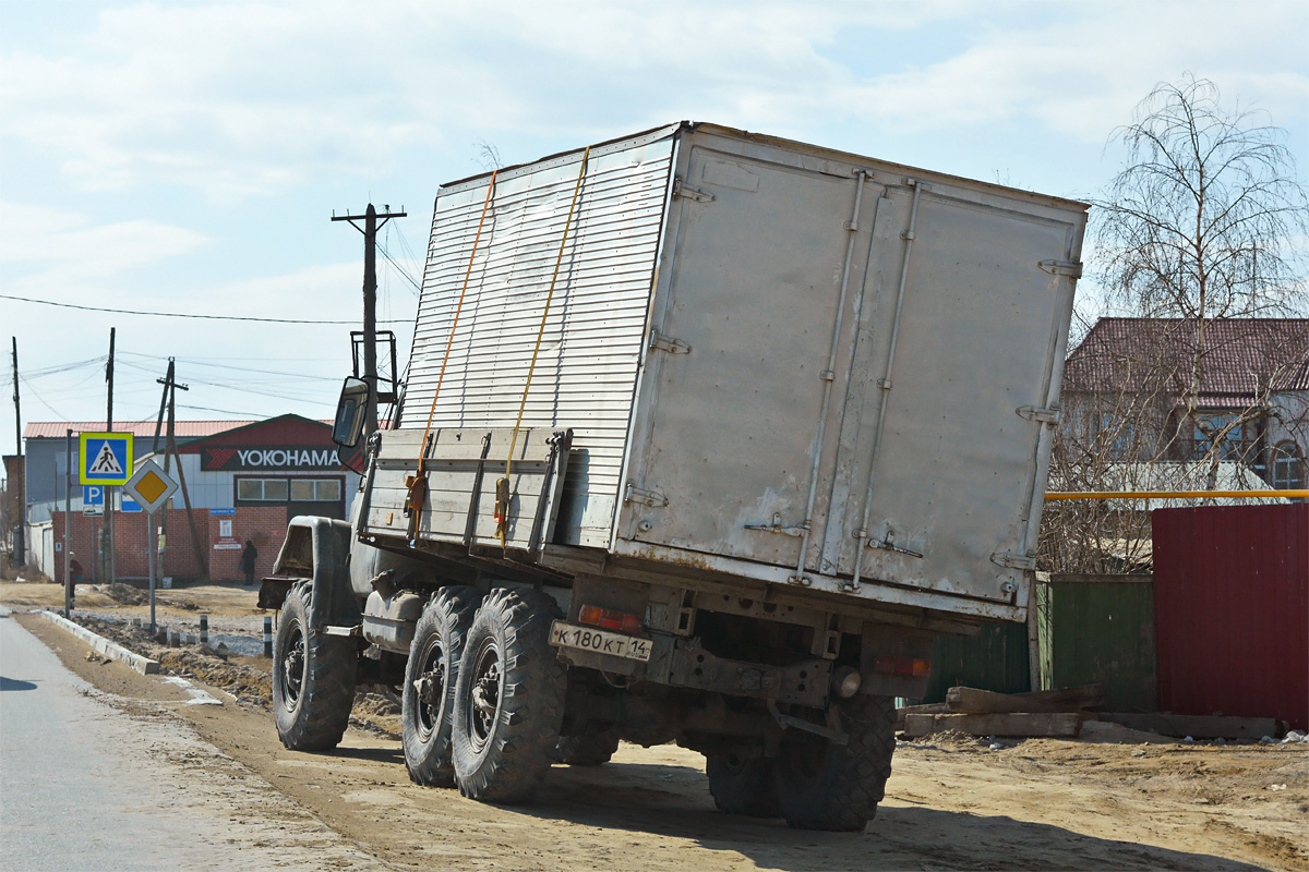 Саха (Якутия), № К 180 КТ 14 — ЗИЛ-131