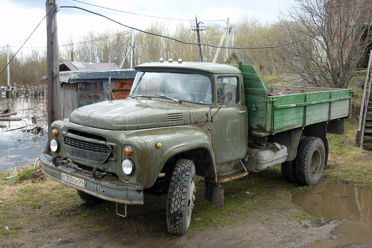 Архангельская область, № Е 300 ОХ 29 — ЗИЛ-130