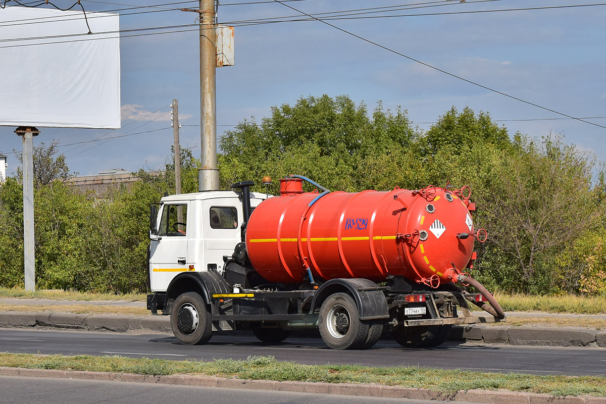 Волгоградская область, № Е 774 ВУ 134 — МАЗ-5337X2