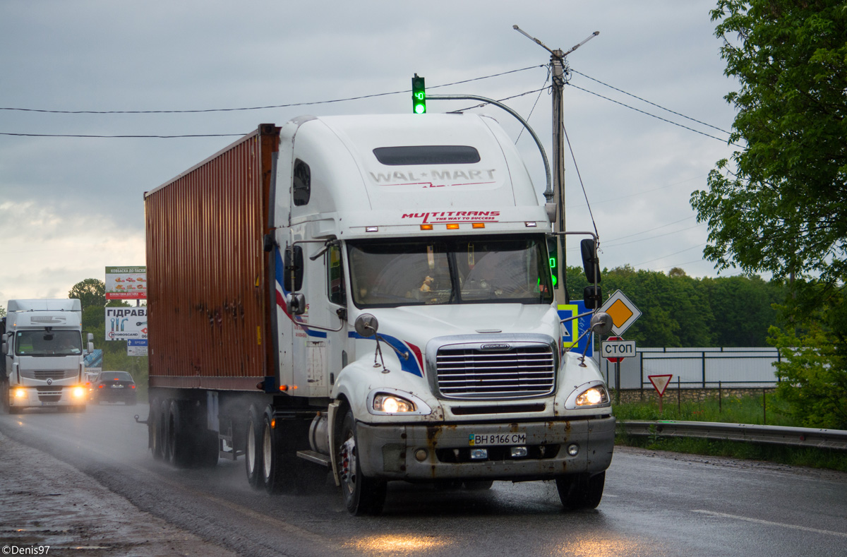 Одесская область, № ВН 8166 СМ — Freightliner Columbia