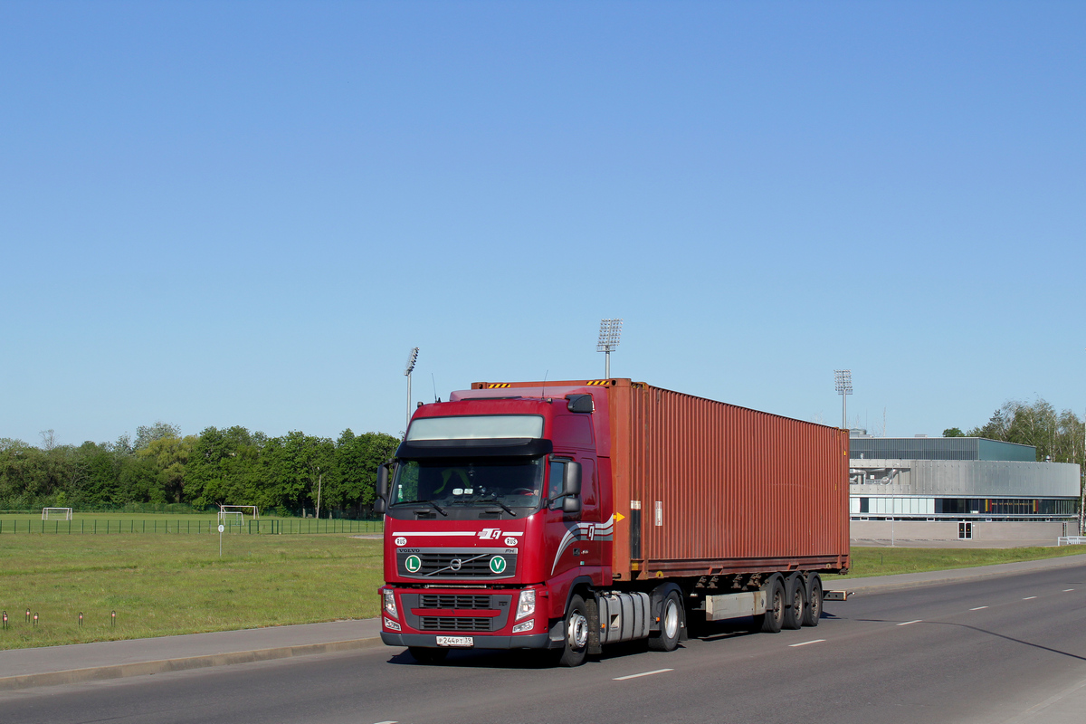 Калининградская область, № Р 244 РТ 39 — Volvo ('2008) FH.460