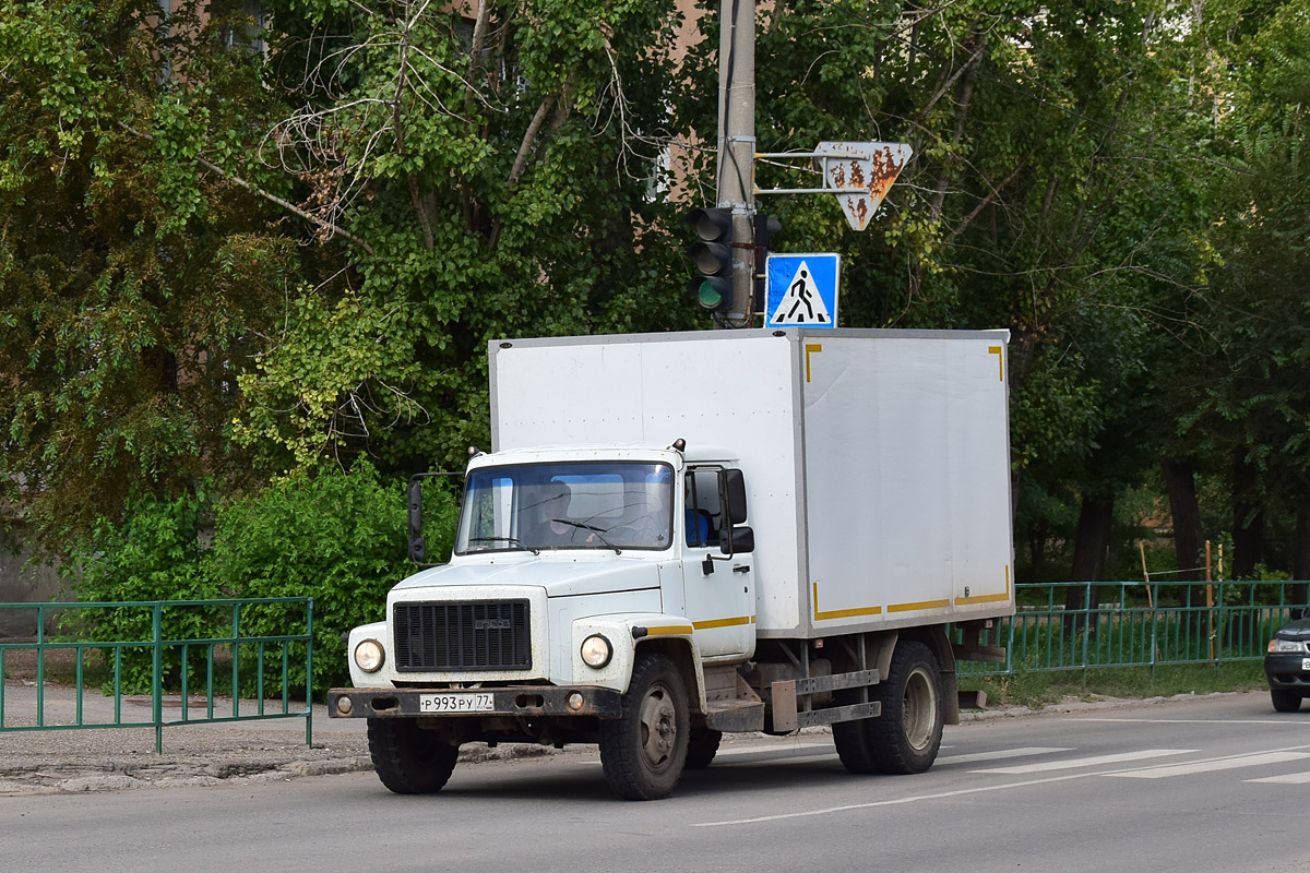 Волгоградская область, № Р 993 РУ 77 — ГАЗ-3309