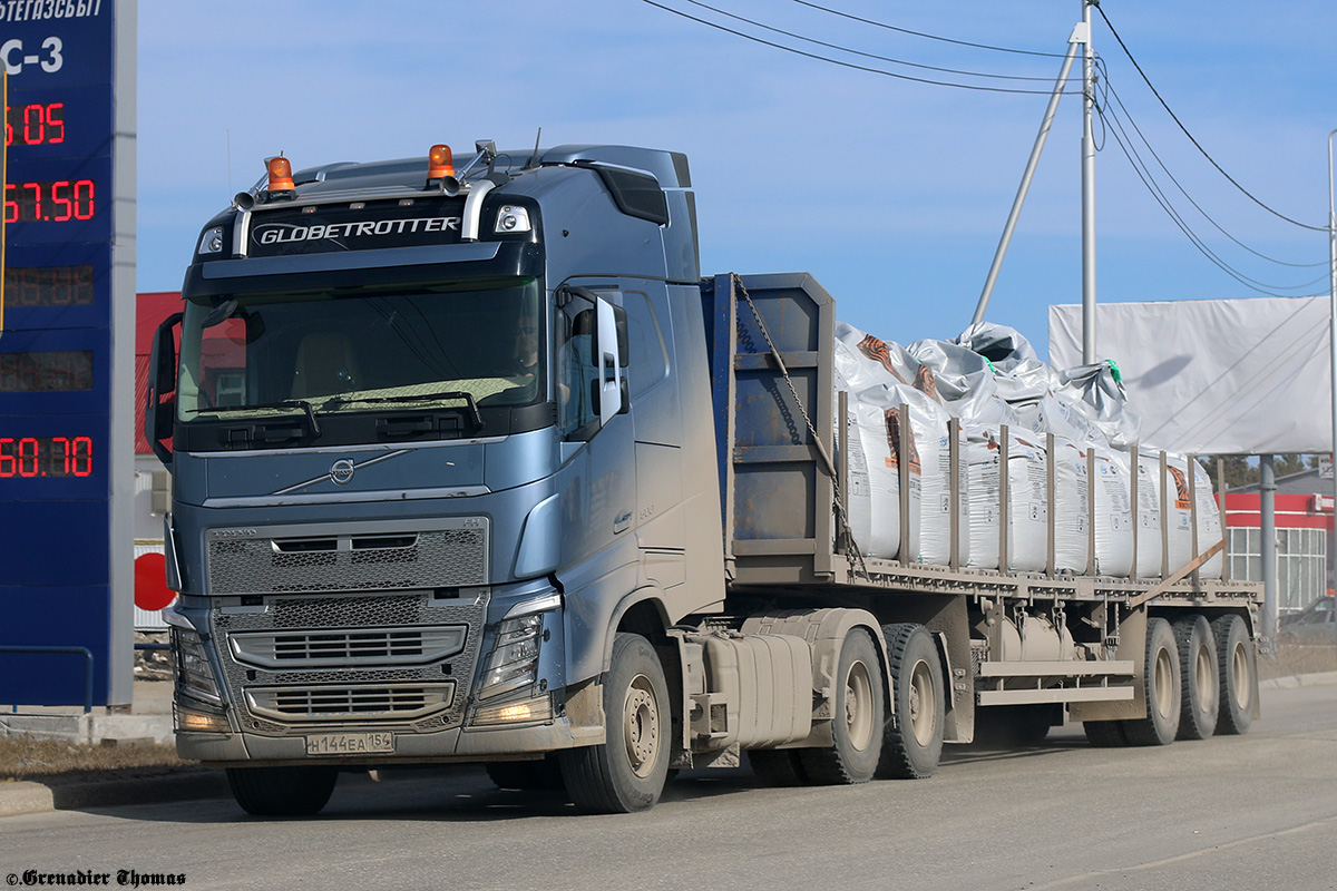 Саха (Якутия), № Н 144 ЕА 154 — Volvo ('2012) FH.500