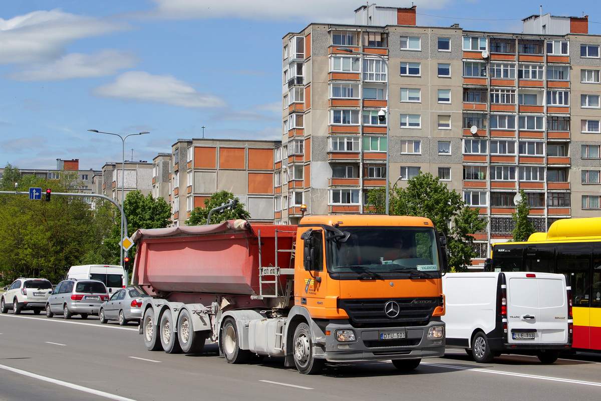 Литва, № DTU 501 — Mercedes-Benz Actros ('2003) 1841