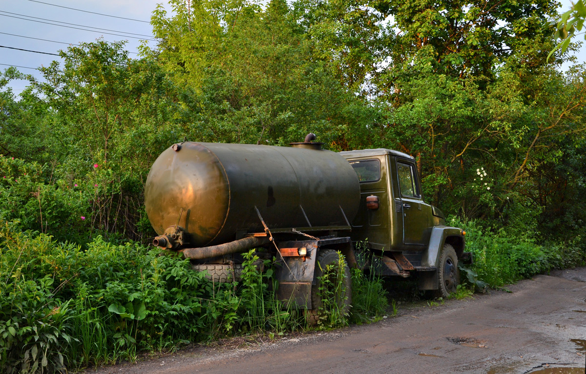 Калужская область, № О 305 ОК 163 — ГАЗ-33073