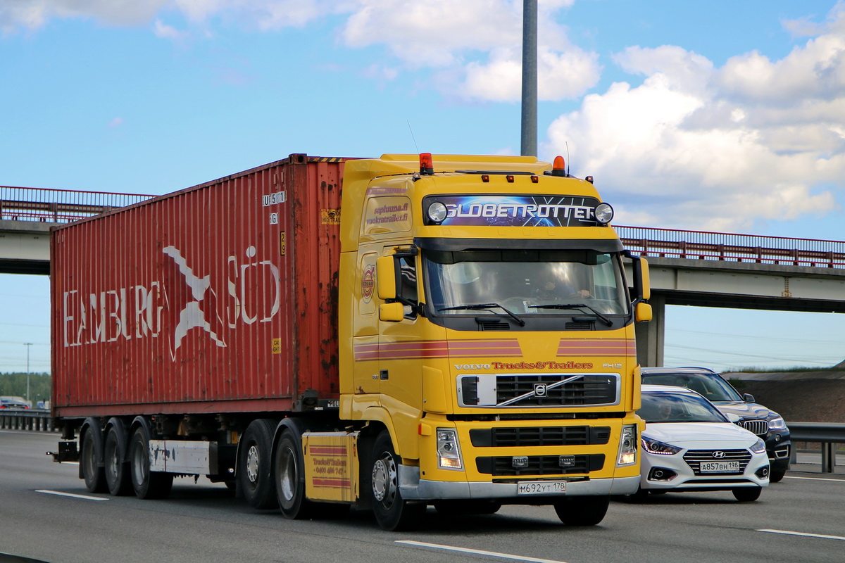 Санкт-Петербург, № М 692 УТ 178 — Volvo ('2002) FH12.460