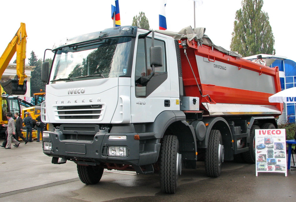 Киев, № (UA11) Б/Н 0050 — IVECO Trakker ('2004)