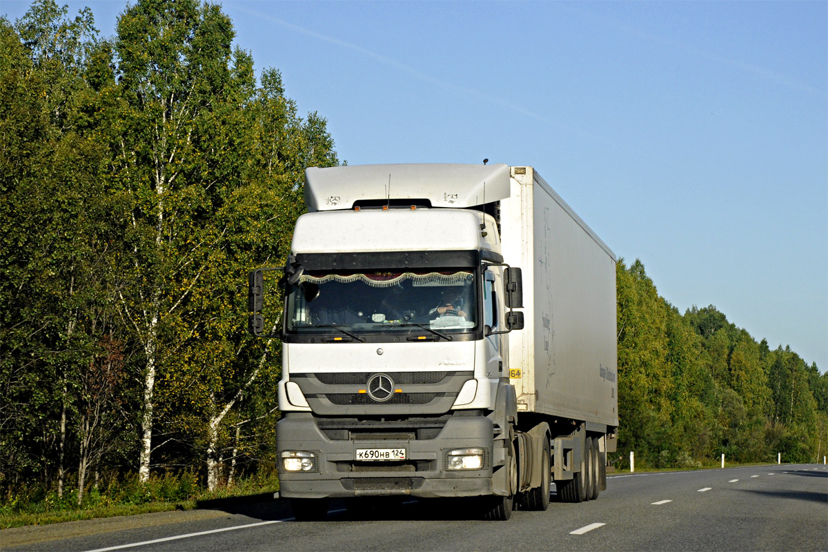 Красноярский край, № К 690 НВ 124 — Mercedes-Benz Axor 1840 [Z9M]