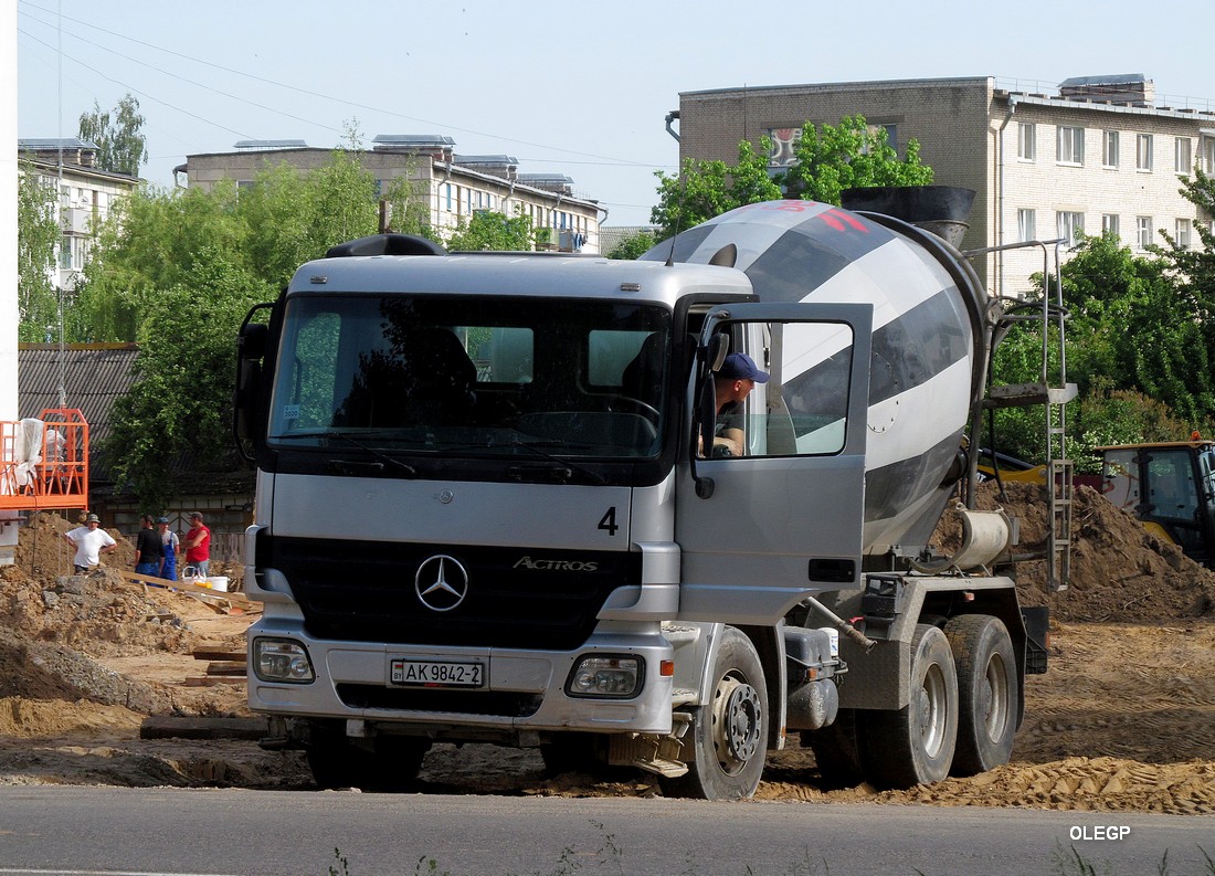 Витебская область, № 4 — Mercedes-Benz Actros ('2003) 3332