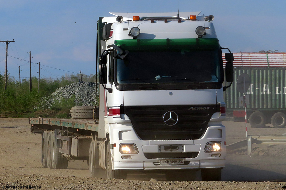 Саха (Якутия), № С 366 МН 14 — Mercedes-Benz Actros ('2003)