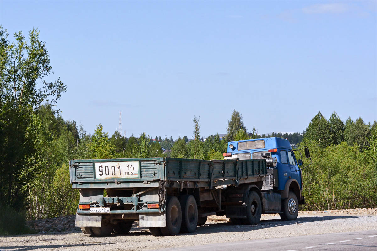 Саха (Якутия), № М 2034 ЯК — МАЗ-5429; Саха (Якутия), № АА 9001 14 — ОдАЗ-9370