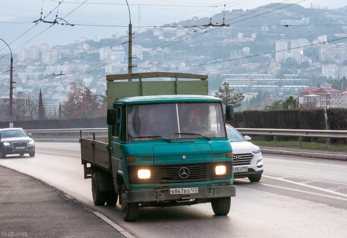 Крым, № В 867 ВО 123 — Mercedes-Benz T2 ('1967)