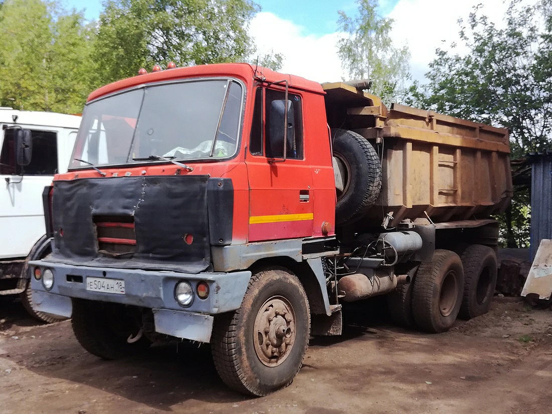 Удмуртия, № Е 504 АН 18 — Tatra 815-2 S1