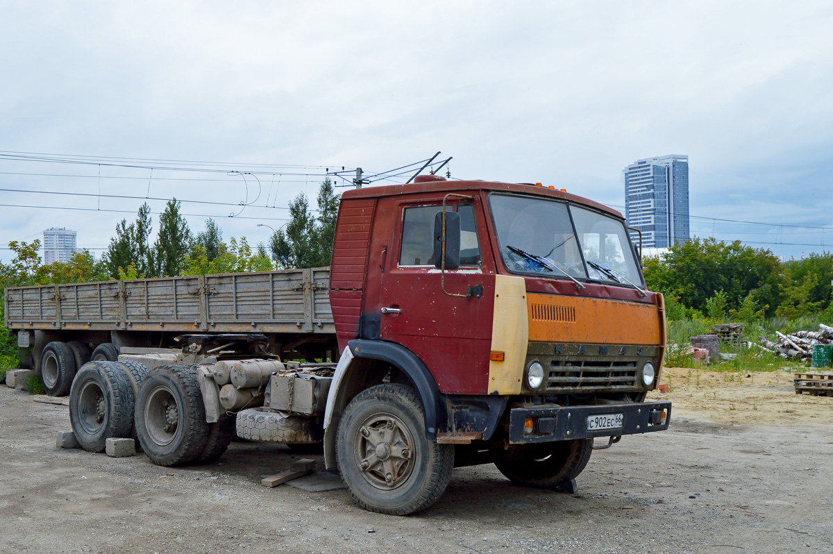 Свердловская область, № С 902 ЕС 66 — КамАЗ-5410